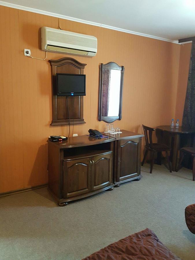 Motel Paradise Oryakhovo ภายนอก รูปภาพ