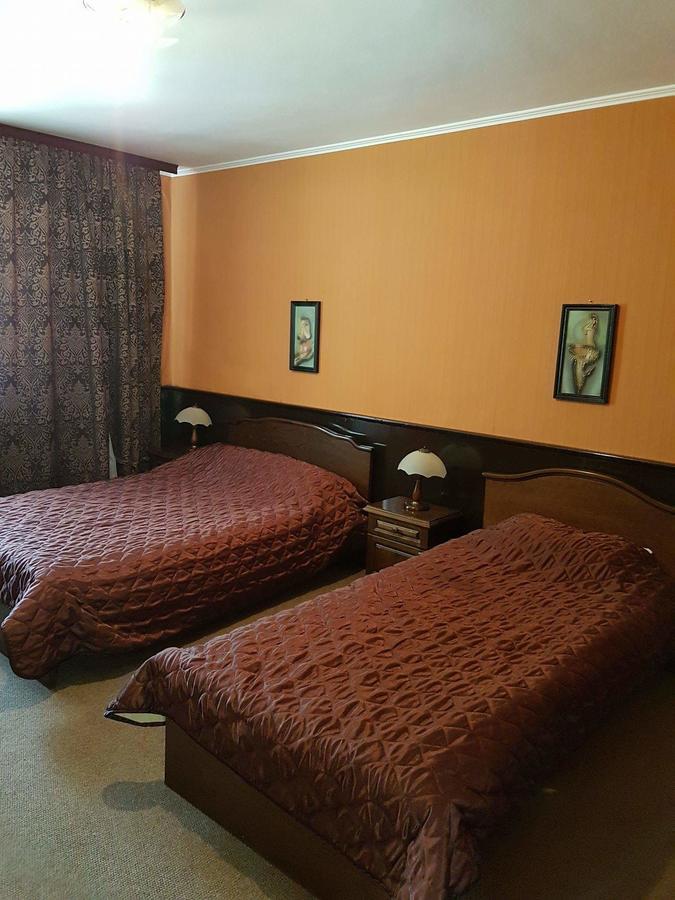 Motel Paradise Oryakhovo ภายนอก รูปภาพ